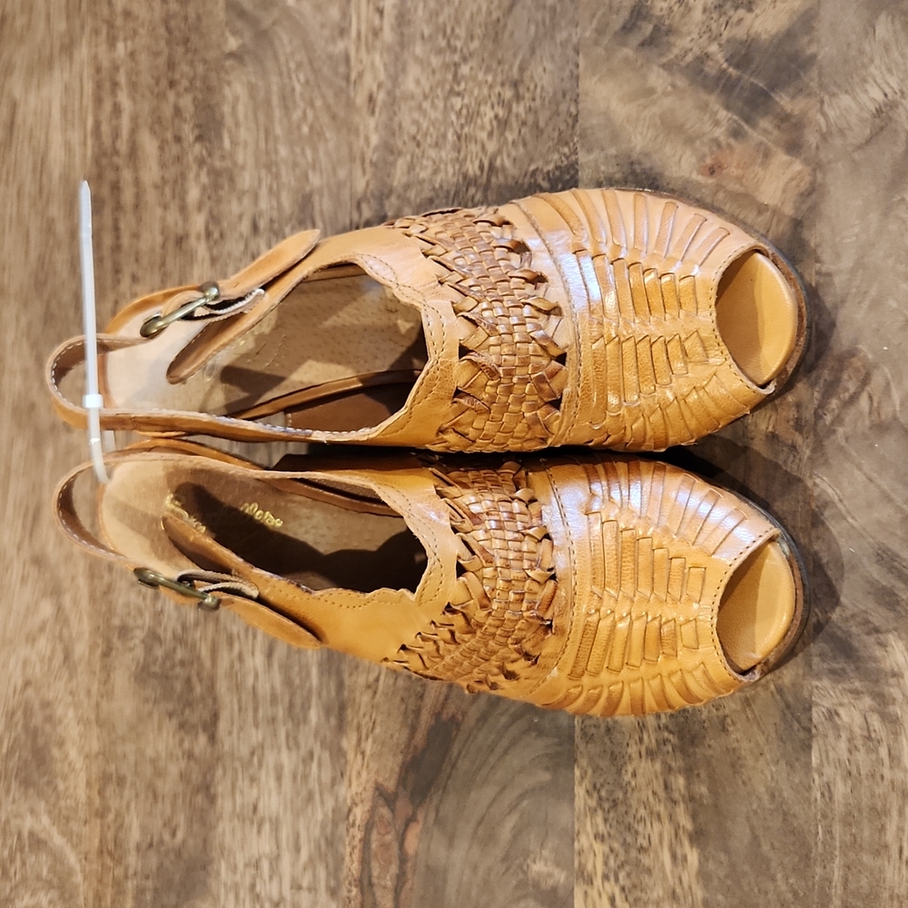 Seychelles Leather Wedge Sandals